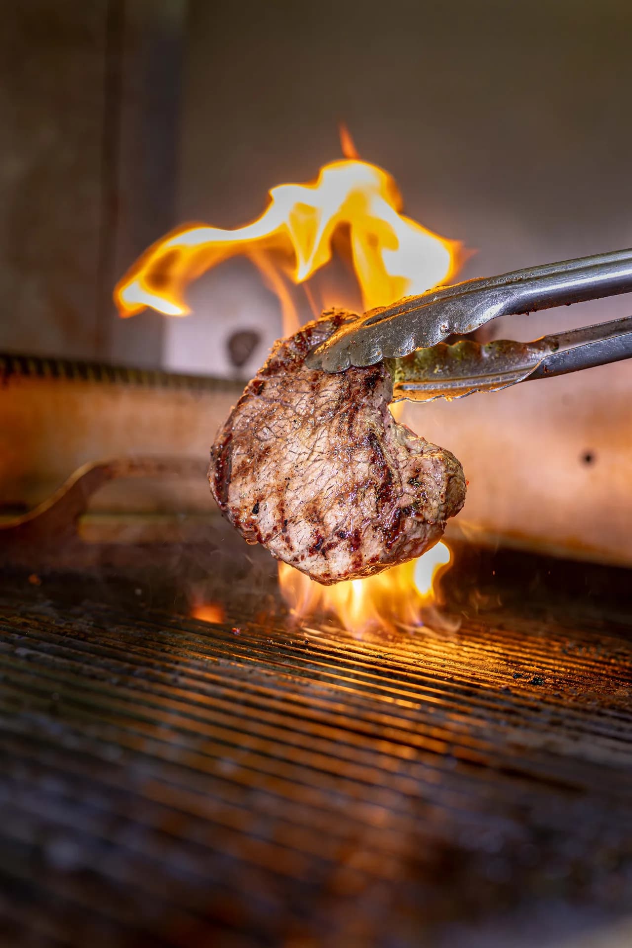 Lavigne flaming steak closeup.