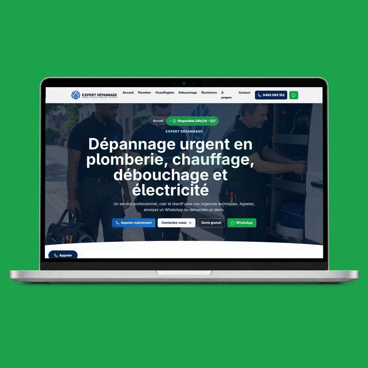 Expert depannage website screenshot displayed in a laptop.