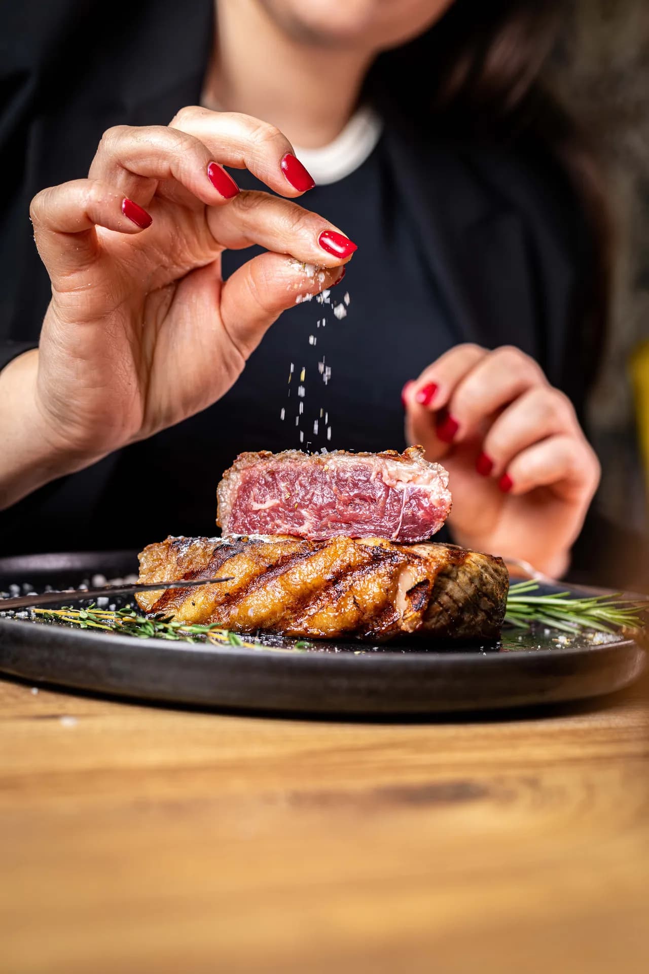 Steak ’n Chill steak seasoning.